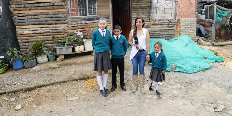 La IED Agustín Parra de Simijaca cumplió 85 años de labores educativas y 88 años de creación









