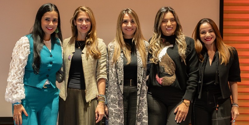 Gestora social de Cundinamarca inspira a empresarias y emprendedoras en el primer foro "Cree en ti"

