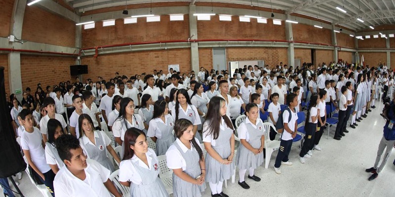 Al servicio de toda la comunidad educativa nuevo colegio en Útica