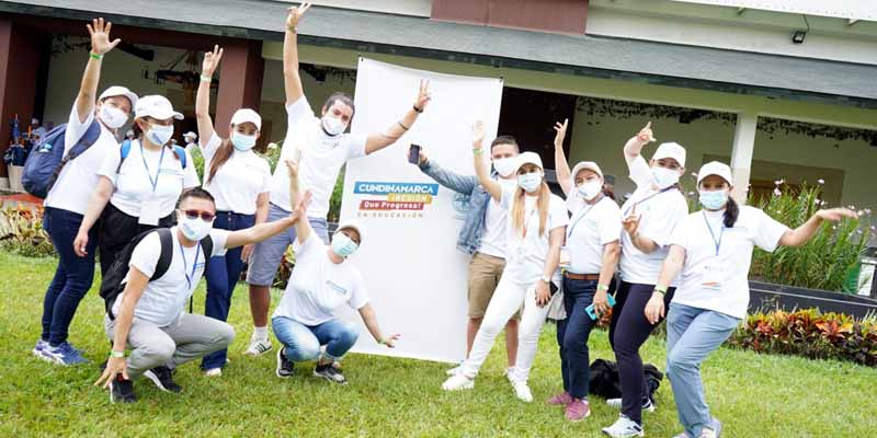 Docentes de inglés fortalecen sus competencias pedagógicas con ‘Cundinamarca Speaks English’








