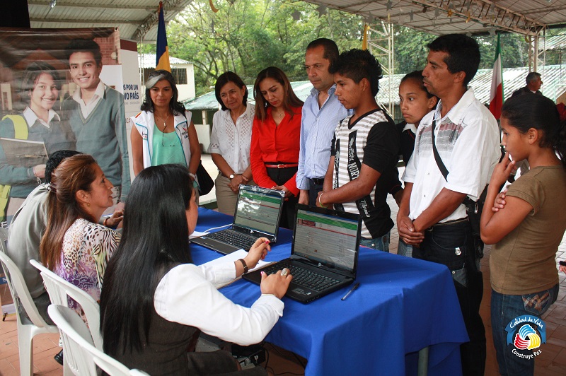 CERCA DE 8000 CUPOS DISPONIBLES EN LAS INSTITUCIONES EDUCATIVAS DEPARTAMENTALES